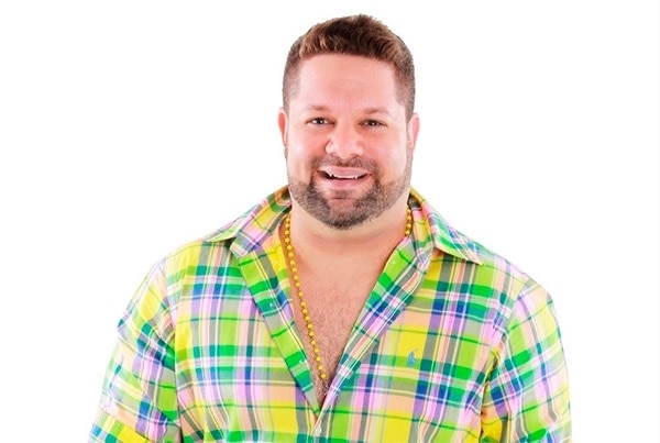 Danniel Vieira é a atração desta segunda-feira no Alpha Sertanejo