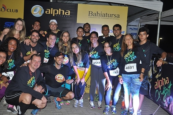 Esporte e diversão na Alpha Night Run