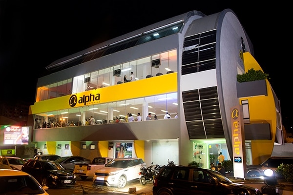 Rede Alpha Fitness inaugura sua 1ª unidade fora da Bahia