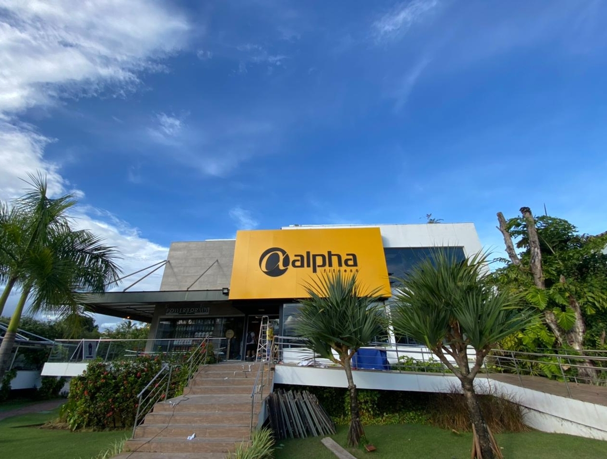 Rede Alpha Fitness inaugura nova unidade em Lauro de Freitas